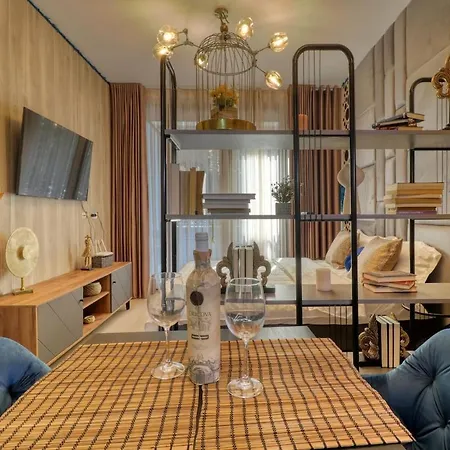 Elegant In French Quarter Premium Area Daire